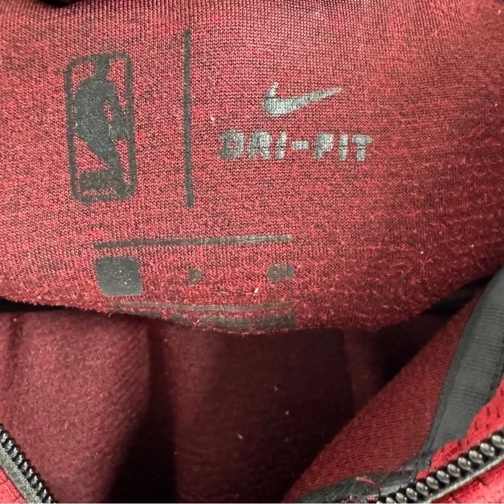 Nike Dri-FIT Cleveland Cavaliers Zip-Up Jacket – Size Small, Red (NBA) - Picture 6 of 9